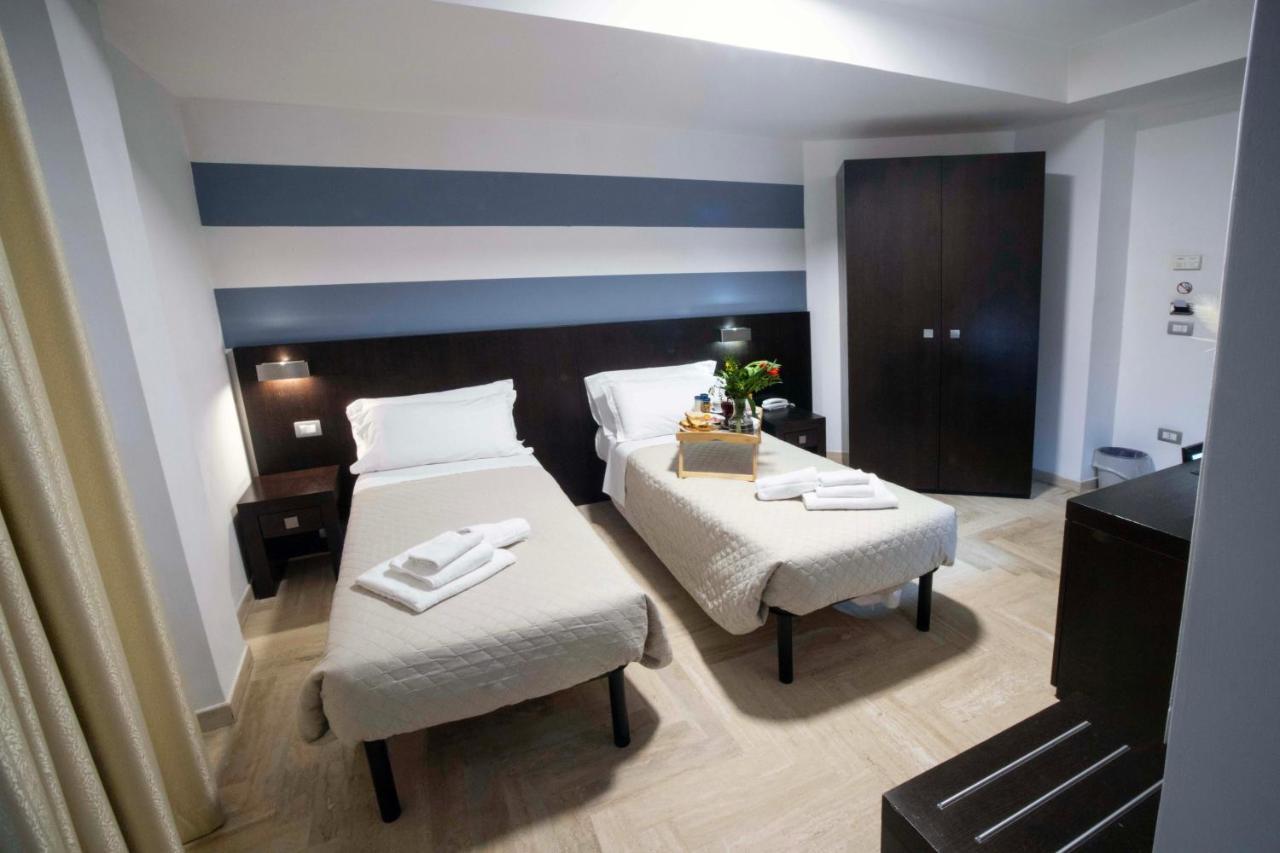 Albergo Cantiani Ancona Exterior foto